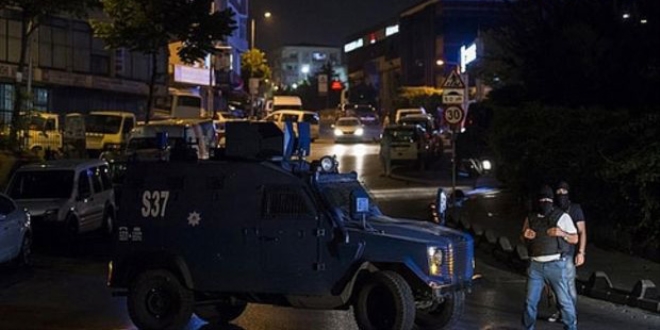 Diyarbakır'da polisle çatışan 2 PKK'lı öldürüldü