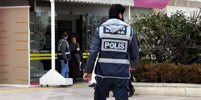 FETÖ/PDY operasyonunda özel hastanede inceleme