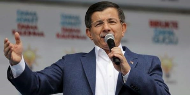 Ba�bakan Davuto�lu'ndan Diyarbak�r'a m�jde