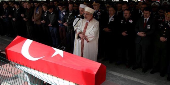 ehit Uzman avu Sarta, stanbul'da defnedildi