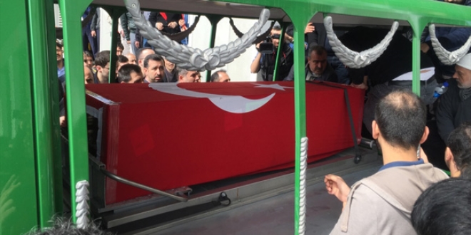 Saldırı'da hayatını kaybeden öğretmen toprağa verildi