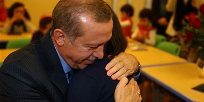 Erdoğan'ı duygulandıran şiir