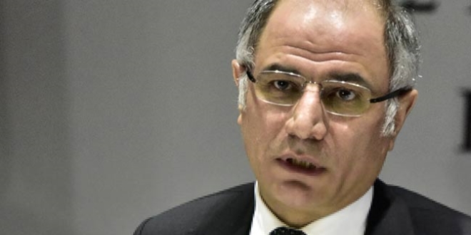 Mülteciler Suriye'ye yakın kamplara yerleştirilecek
