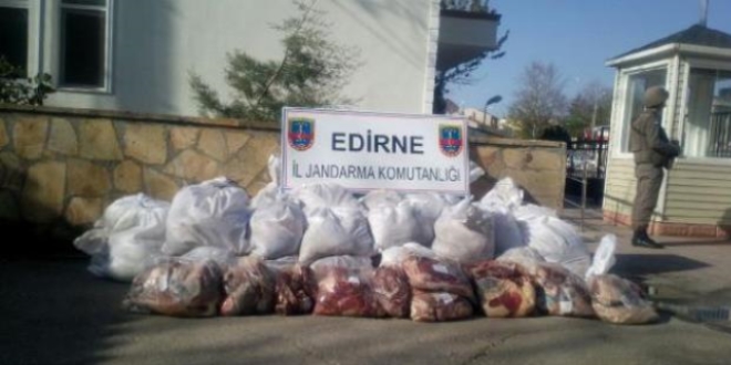 1 ton 310 kilo kaçak et ele geçirildi