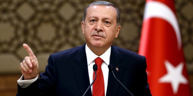 Erdoan: Kalp krizi geirmedim, dimdik ayaktaym