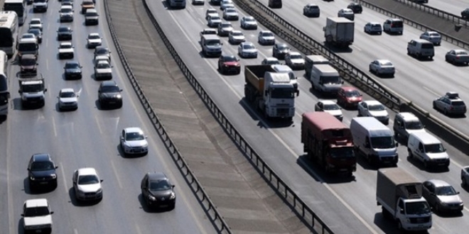 stanbul'da 3 stadyumdaki ma gnlerinde baz yollar trafie kapatlacak