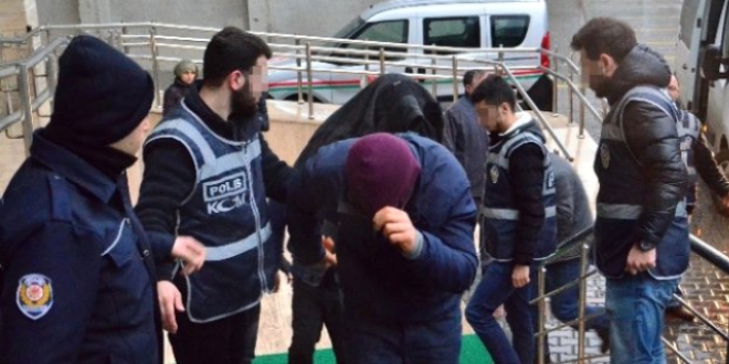 Sahte belge ve rapor iddias�: 4 ki�i g�zalt�nda