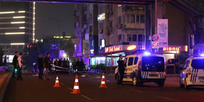 Mecidiyeky'de ses bombas patlad: 3 yaral