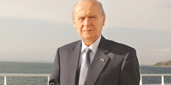 Bahçeli, bazı 'karanlık' güçlerin olduğu inancında