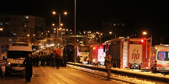 Kocaeli'de zincirleme trafik kazası: 5 yaralı