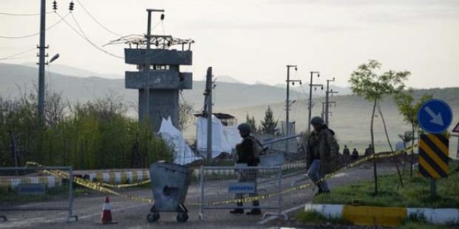 D�n ya�anan Diyarbak�r sald�r�s�n� PKK �stlendi