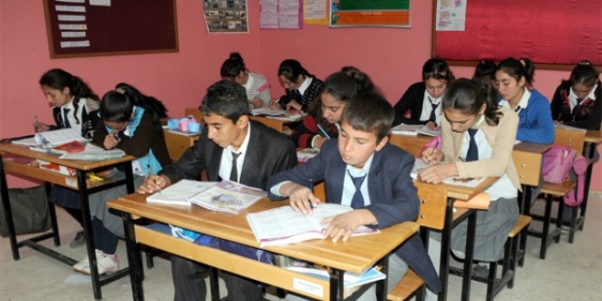 MEB Müsteşarı: Ders saati sayısı azaltılacak
