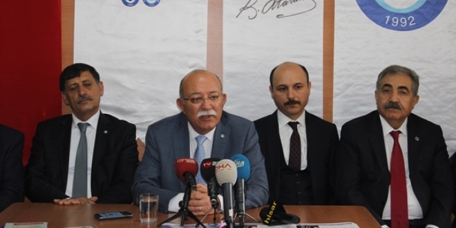 'Memurun güvencesi yoktur, hata yapan işten atılır'
