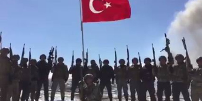Güvenlik güçleri, Yüksekova'yı marşla inletti