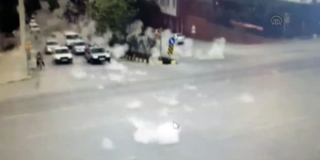 Kilis'e düşen roket mermisi MOBESE'ye yansıdı