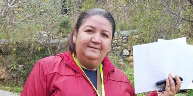 Kamyon �ardakta oturan 3 hem�ireye �arpt�