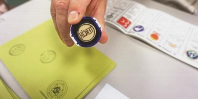 AK Parti oylarını yüzde 3 artırdı