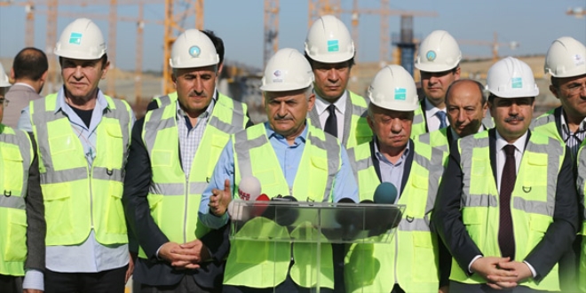 '3. Havalimanı'nın yüzde 40'ı tamamlandı'