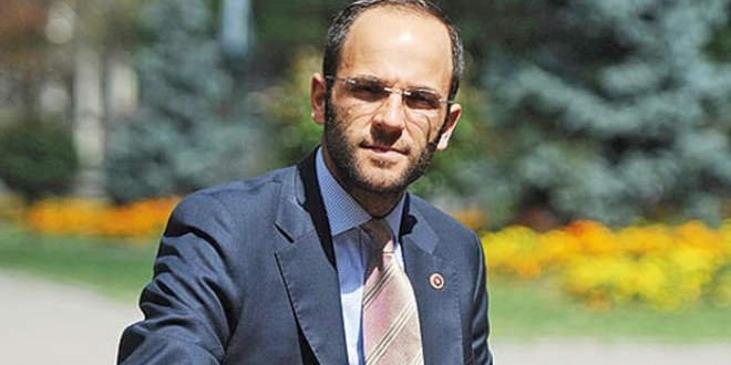CHP'li eski vekil 'iktidar hayal' dedi, partiden istifa etti