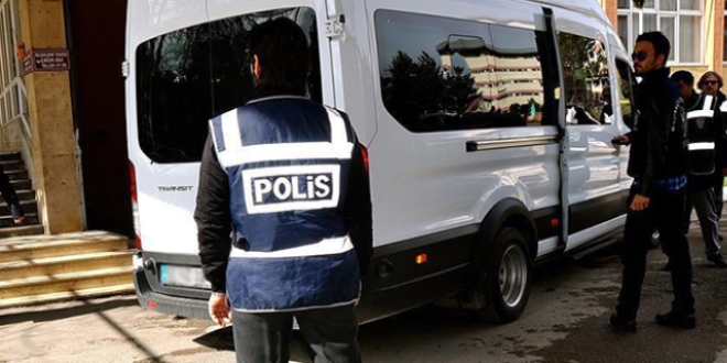 Ayd�n'da HDP ve ESP binalar�nda arama yap�ld�