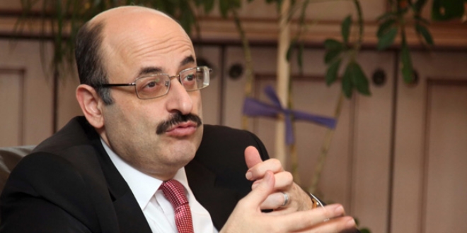 'Hocalar İngilizce bilmiyor şikayetini duymak istemiyorum'