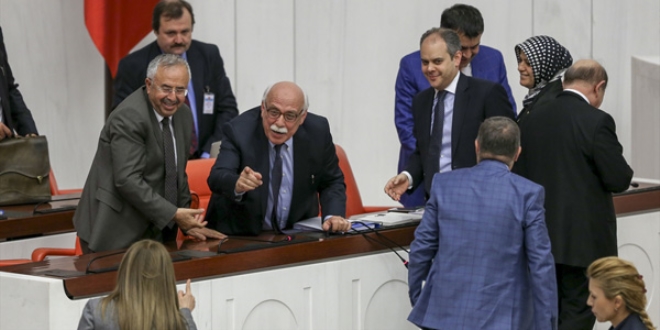Bakan Avcı: 2015'te 70 personel ihraç edildi