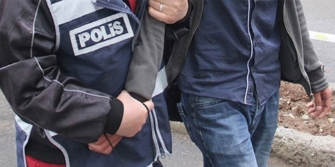 Aydın'da 2 belediye çalışanı gözaltına alındı