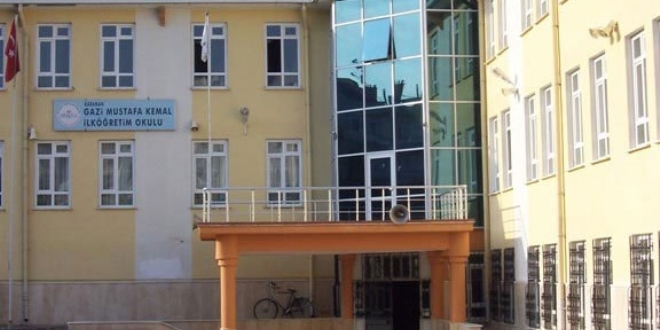 Karaman'daki okulun müdür ve yardımcısı görevden alındı