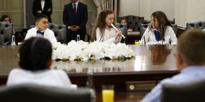 Minik bakanlardan 'müzikli' Bakanlar Kurulu