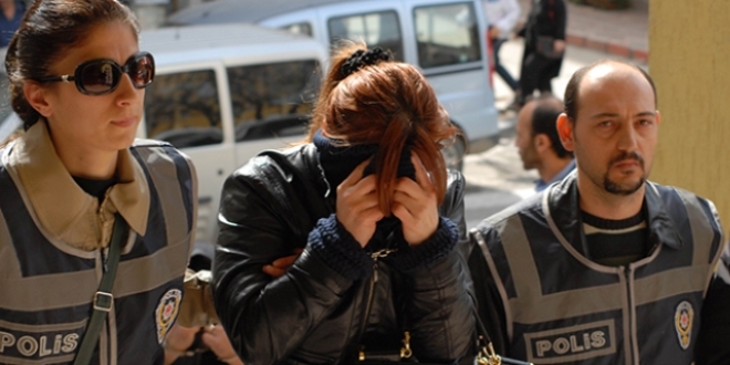 �mza yetkisi ile �irketi doland�ran muhasebeci tutukland�