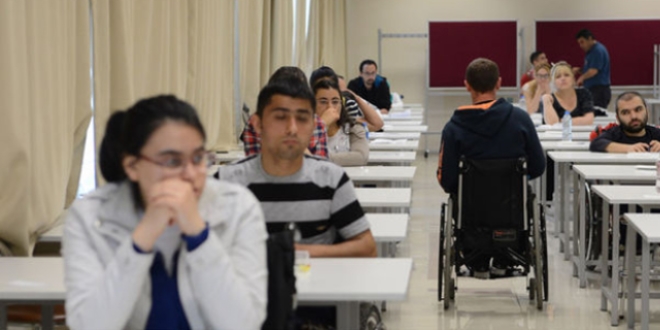 Muş'ta EKPSS'ye başkasının yerine giren 5 kişi yakalandı