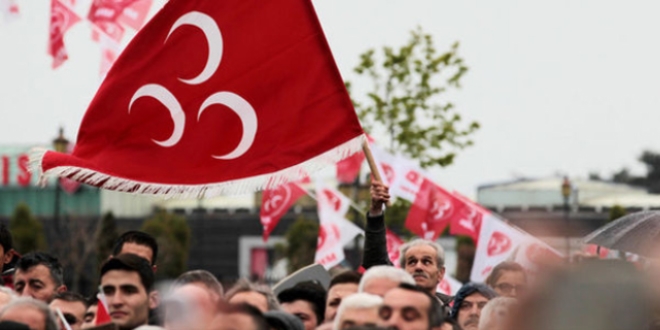 Denizli MHP'de 5 ilçe teşkilatı kapatıldı