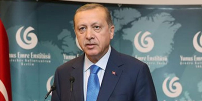 Cumhurba�kan� Erdo�an'�n g�ld�ren yastuk espirisi