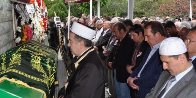 ETO eski başkanı Peksaygılı tabancayla intihar etti