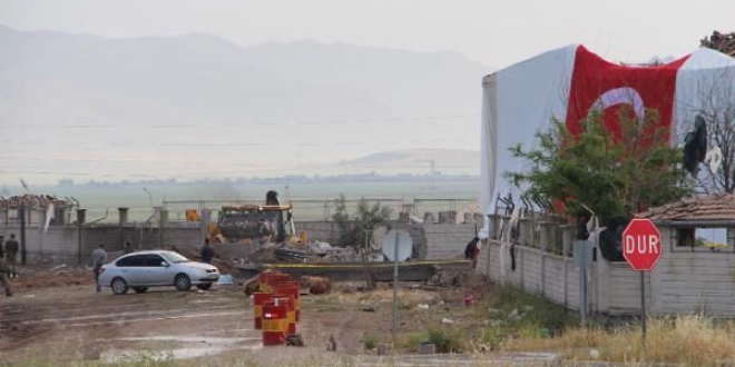 Derik sald�r�s�nda 2,5 ton patlay�c� kullan�lm��