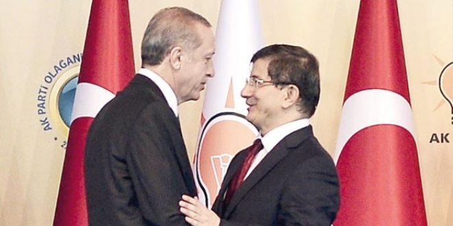 Erdoğan ve Davutoğlu arasında 20 ayda 20 sorun