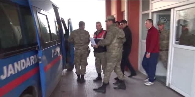 PKK üyeliğinden aranan şahıs eşini öldürdü