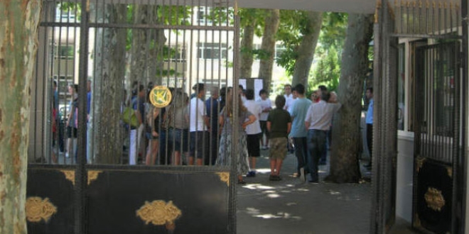 Kadıköy Anadolu Lisesi'nde 'devrecilik dayağı' iddiası