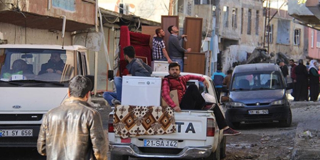 Silvan'daki ter�r olaylar�ndan zarar g�renlere yard�m