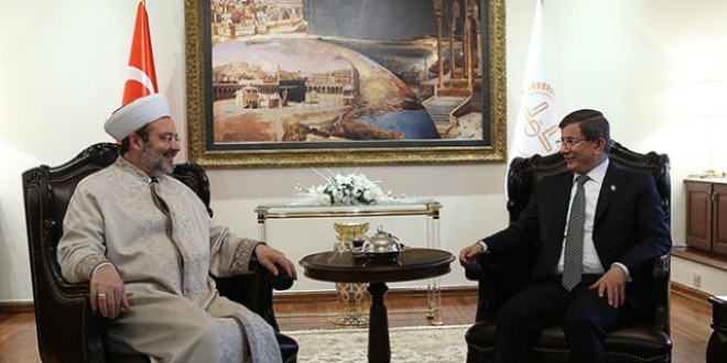 Davuto�lu, Diyanet ��leri Ba�kan� G�rmez'i ziyaret etti