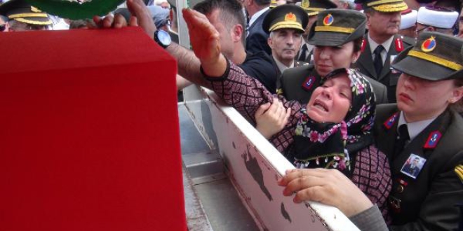 �ehit Uzman �avu� �ahin, Edirne'de topra�a verildi