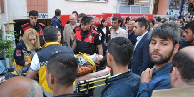6 metreden, eşinin ardından atlamıştı: Yine olsa yine atlarım