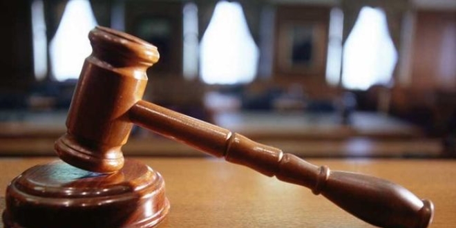 �sim kavgas� 16 y�ll�k evlili�i da��tt�