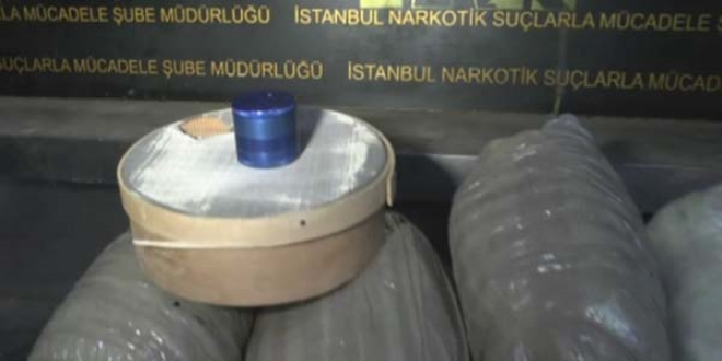 İstanbul, Maltepe'de 38 kilo 400 gram esrarın ele geçirildi