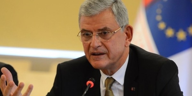Bozkır: Vizenin kalkmaması pahasına değiştirmeyeceğiz
