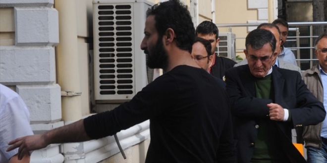 Sütçü İmam Üniversitesi eski rektörü tutuklandı