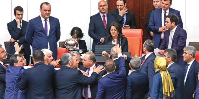 Dokunulmazlık takvimi 1 gün sarktı
