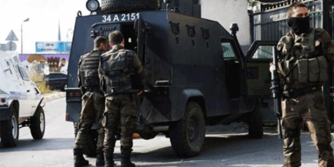 DAEŞ operasyonu: 3 kişi gözaltına alındı
