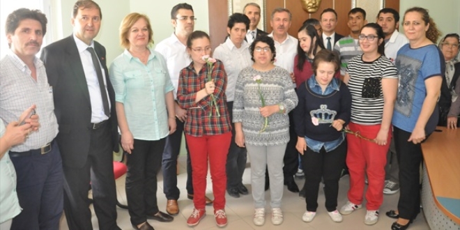 'Türkiye olarak engelli oluşu engelleyeceğiz'