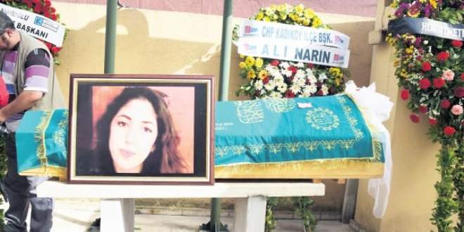 Kamyon terörü genç kızın sonu oldu